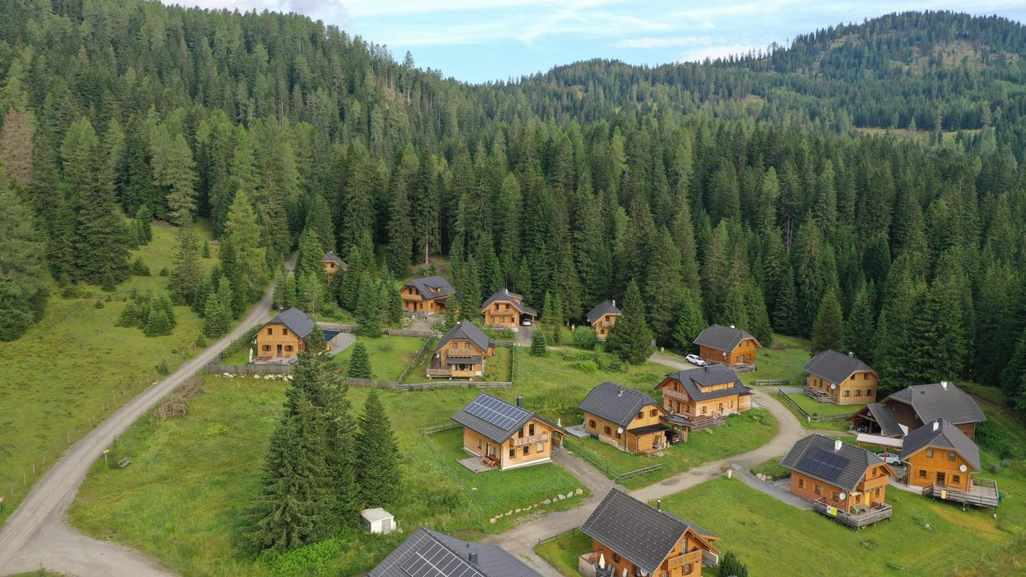 Almhaus & Almchalet Flattnitz Extérieur photo
